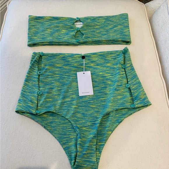 Lovers and Friends Bikini Set - Picture 2 of 8